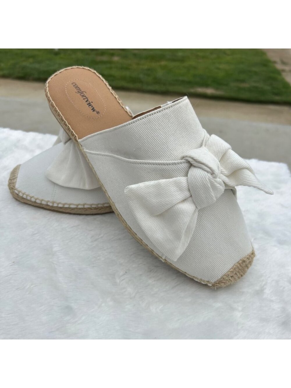 NEW ComfortView Tan Canvas Espadrille Slip On Mules Casual Shoes Size 11